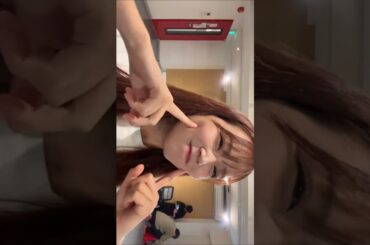 元NMB48 白間美瑠🐵🎀スタッフさん準備中の間に😂💨