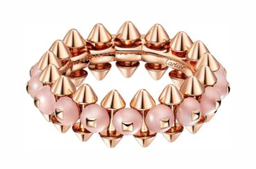 「クラッシュ ドゥ カルティエ」新作、淡いピンクやレッドのカラーストーン付リング＆ネックレス - ファッションプレス