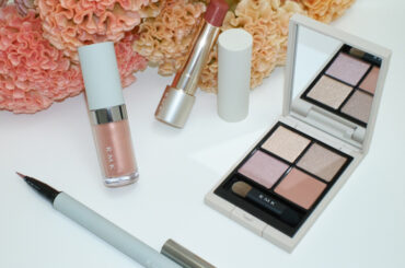 【2026年春コスメ】「RMK」から濡れたような艶めきの新リキッドアイシャドウや人気リップの新色が登場 - WWDJAPAN