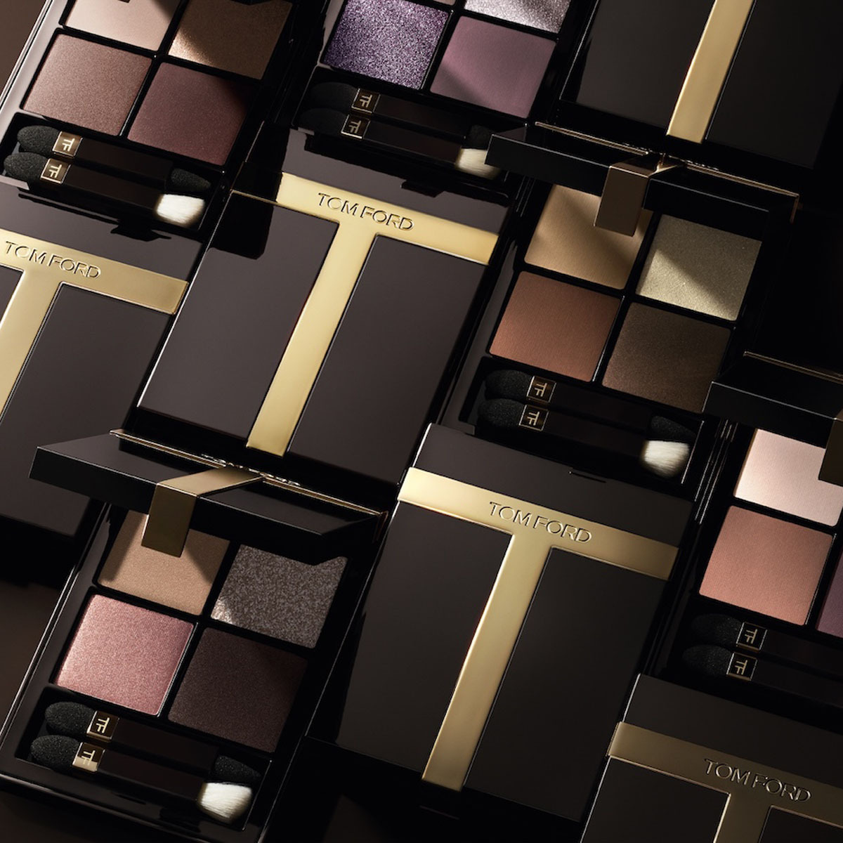 「トム フォード ビューティ」の“アイ カラー クォード”が全面リニューアル 新色や復刻色も(WWDJAPAN.com) 「トム フォード ビューティ」の“アイ カラー クォード”が全面リニューアル 新色や復刻色も(WWDJAPAN.com)