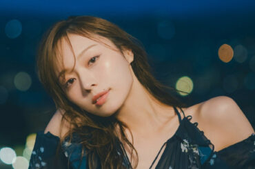 梅澤美波2nd写真集『透明な覚悟』、4種の裏表紙解禁 各カットのポイントを本人解説！ - エンタメ - ニュース - クランクイン！