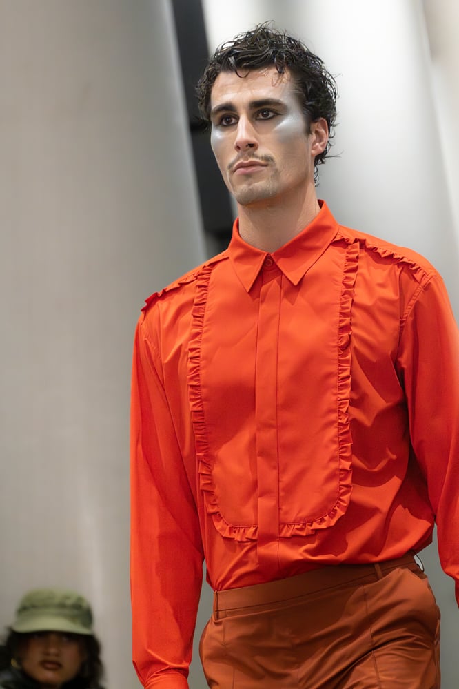 今シーズン、ヴァレット スタジオは色彩、フリル、ラッフルにフォーカス