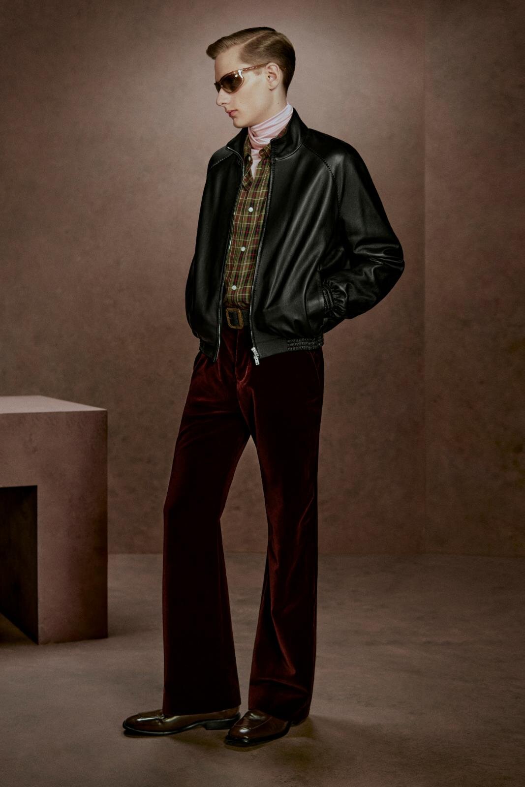 アクネ ストゥディオズ 2026-27年秋冬メンズコレクション、ブランドルーツの“デニム”に立ち返って｜写真21