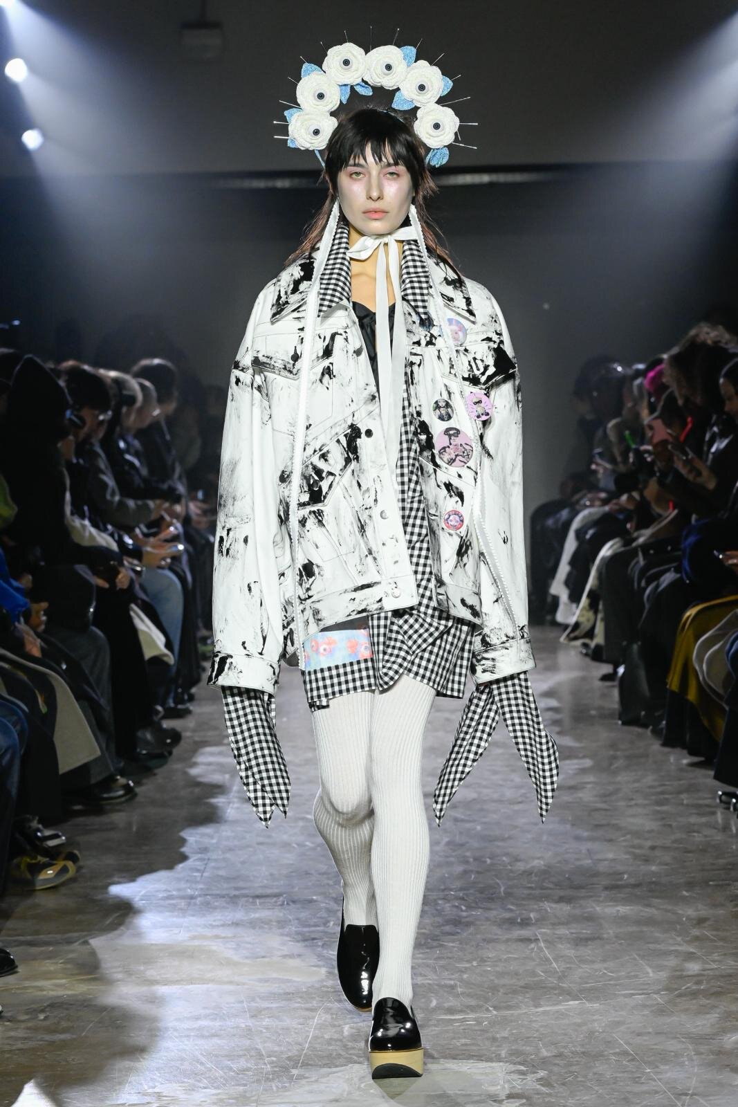 キディル 2026-27年秋冬コレクション - 静寂なパンク、穏やかな“ヘブン”へ...｜写真25