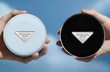 「プラダ メッシュ クッション」ライトブルーの限定デザインが登場2026 年 1 月 1 日(木)全国発売