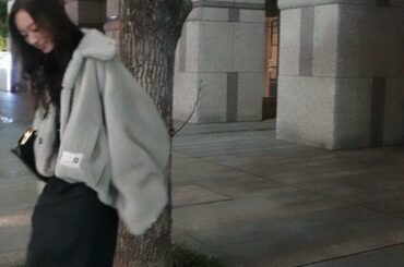 「透明感がすごい」梅澤美波、寒さも味方にした私服姿がかわいすぎると話題 | 話題の投稿 | スポーツブル (スポブル)