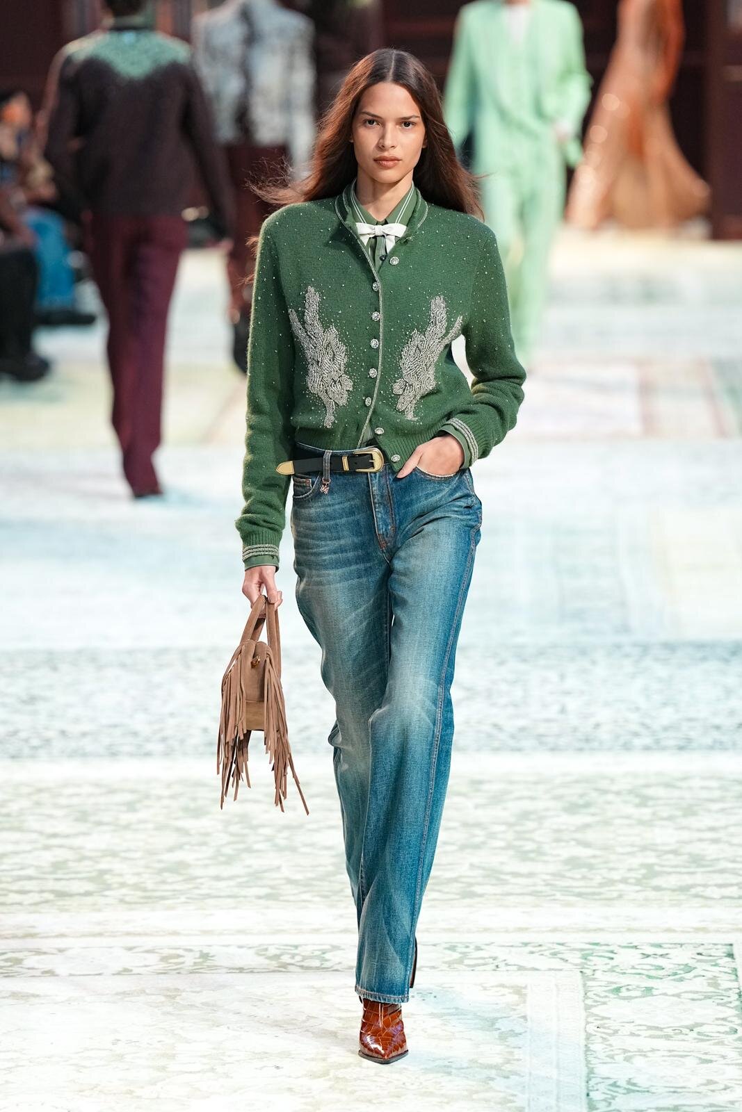 アミリ 2026-27年秋冬コレクション、日常と非日常を行き来するモダンなアメリカン・ラグジュアリー｜写真52