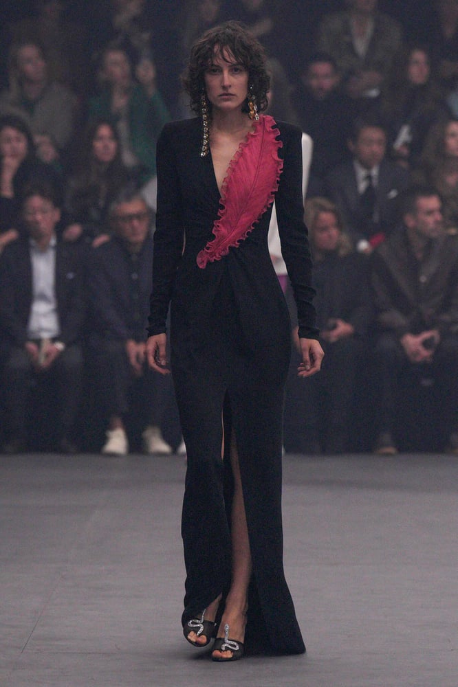 Valentino - 2026年春夏 - ウィメンズウェア - フランス - パリ