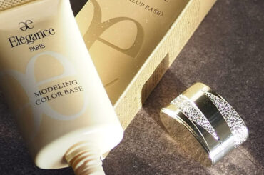 【ベストコスメ】冬ぐすみの肌も自然にトーンアップ！エレガンス モデリング カラーベース＜イエロー＞をレポート | 集英社の美容総合メディア『MAQUIA（マキア）』公式サイト