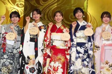 【 乃木坂46 】菅原咲月、五百城茉央、奥田いろは、愛宕心響、瀬戸口心月が乃木神社で成人式|au Webポータル芸能ニュース
