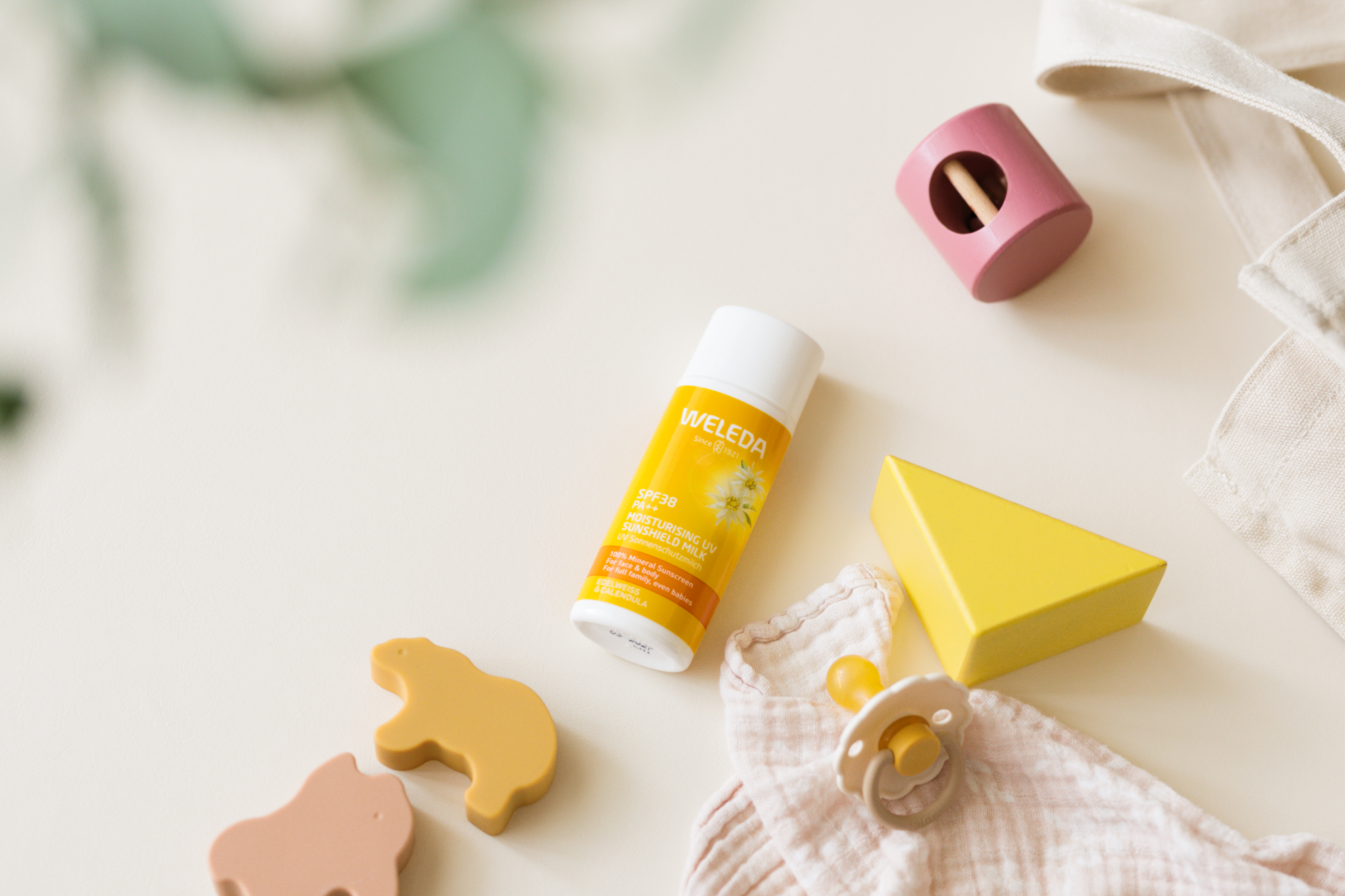 ヴェレダ「エーデルワイス UVプロテクトミルク」《限定90mL》発売記念SNS投稿レポーター募集! | 美ST ONLINE ヴェレダ「エーデルワイス UVプロテクトミルク」《限定90mL》発売記念SNS投稿レポーター募集! | 美ST ONLINE