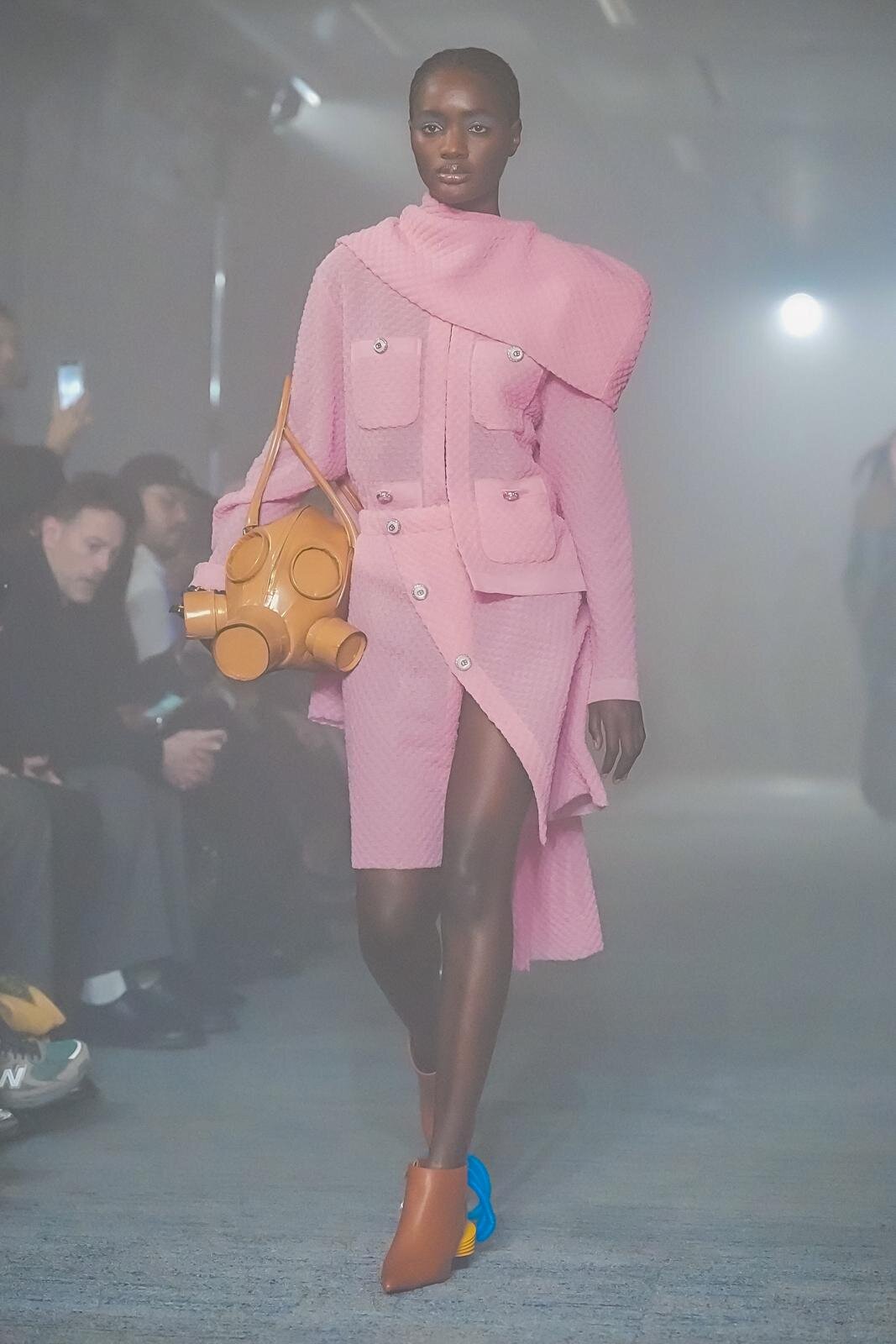 ダブレット 2026-27年秋冬コレクション - “見えない空気”を可視化｜写真45