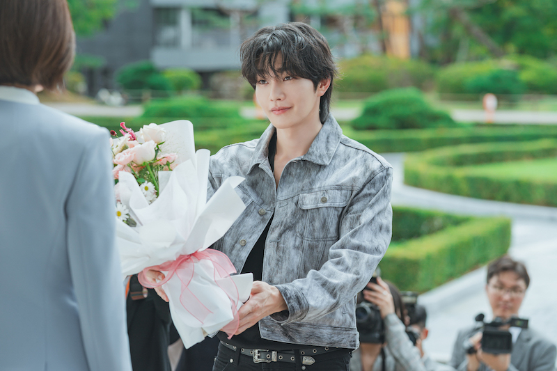 「ト・ライクかっこいい!」「ゴールドボーイズ来日公演いつ?」ハッピーエンドに歓喜の声『アイドルアイ』 最終回 | 新着ニュース | BANGER!!!(バンガー) 映画愛、爆発!!! 「ト・ライクかっこいい!」「ゴールドボーイズ来日公演いつ?」ハッピーエンドに歓喜の声『アイドルアイ』 最終回