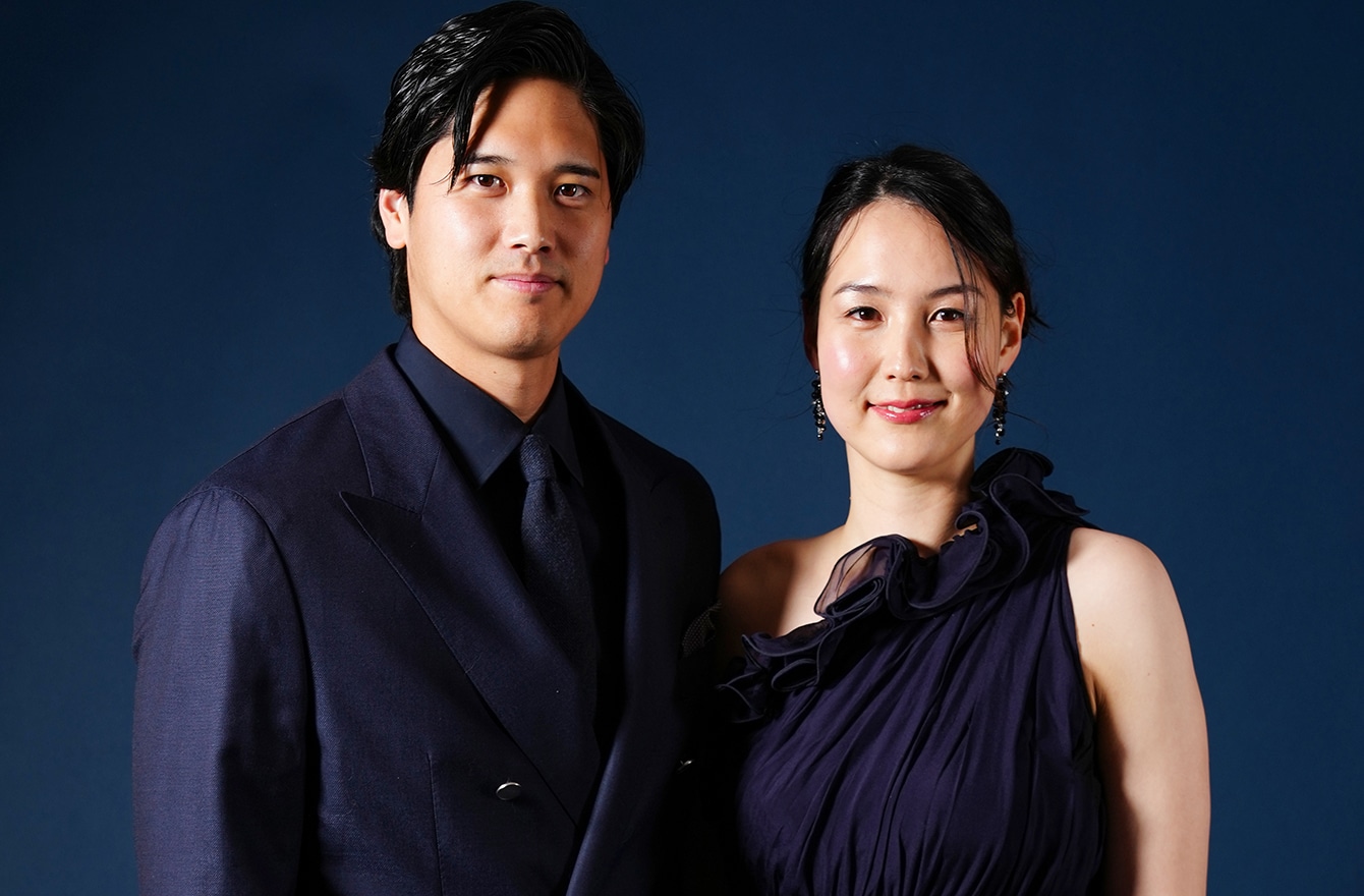 スタイリストの本音【大谷翔平選手&真美子夫人】4度目の夫婦コーデとドレスコーデを徹底解剖 | キャサリン妃ほかプリンセスにみるエレガンス 英国のロイヤルファッション | mi-mollet(ミモレ) スタイリストの本音【大谷翔平選手&真美子夫人】4度目の夫婦コーデとドレスコーデを徹底解剖 | キャサリン妃ほかプリンセスにみるエレガンス 英国のロイヤルファッション | mi-mollet(ミモレ)