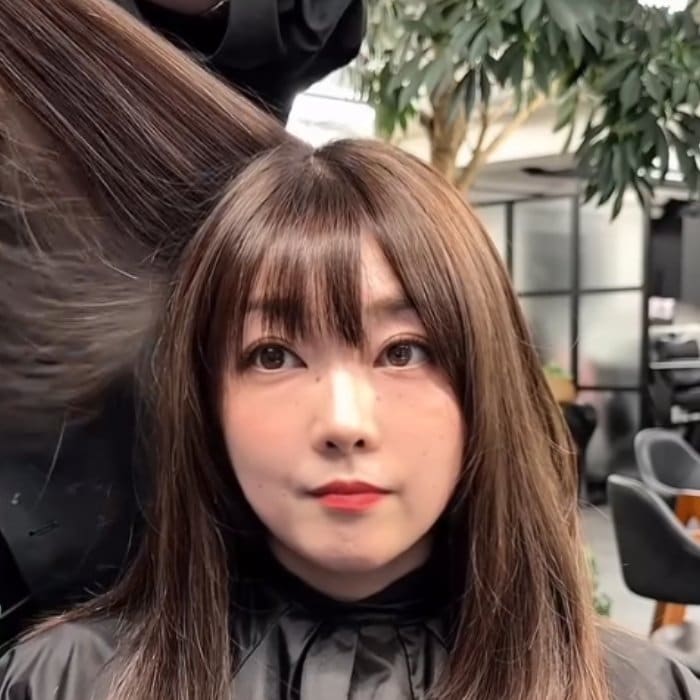 「上手く髪を巻けない」と悩む女性が顔まわりレイヤーで大胆イメチェン！アフター「とても素敵な仕上がり」と大反響