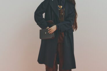 絶対にオシャレになるのはこの2色！ ブラウン×ネイビーのバイカラースタイル。【FUDGE 2月号連動企画-2色であの子はお洒落する | DAY 14】 | FUDGE FRIEND | ファッション