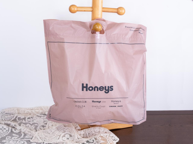 クルッと巻くだけ → 即おしゃれ！【ハニーズ】手持ち服がこなれる♡「レーススカート」