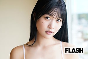 現役高校生にして現役アイドル。グラビア界のスーパールーキー！FLASHデジタル写真集発売中！