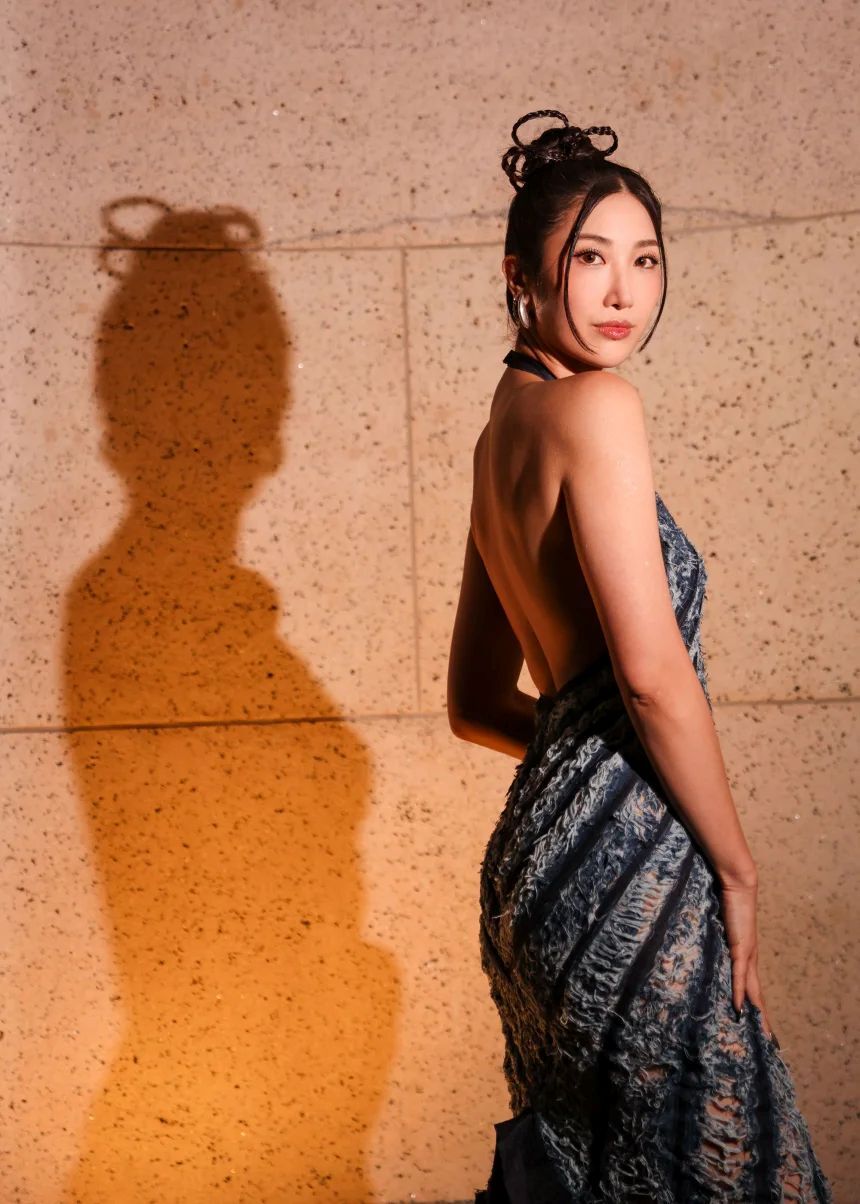 昨年11月、ニューヨークで開催されたCFDAファッションアワードに出席するEJAE/Carl Timpone/BFA.com/Shutterstock