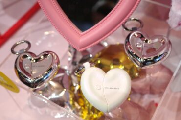 チャーム付きのカッサ、着たまま外出できるリカバリーウェアも！　「ロフト ウエルネス＆ビューティー 2026」で見つけたおすすめグッズ｜「マイナビウーマン」