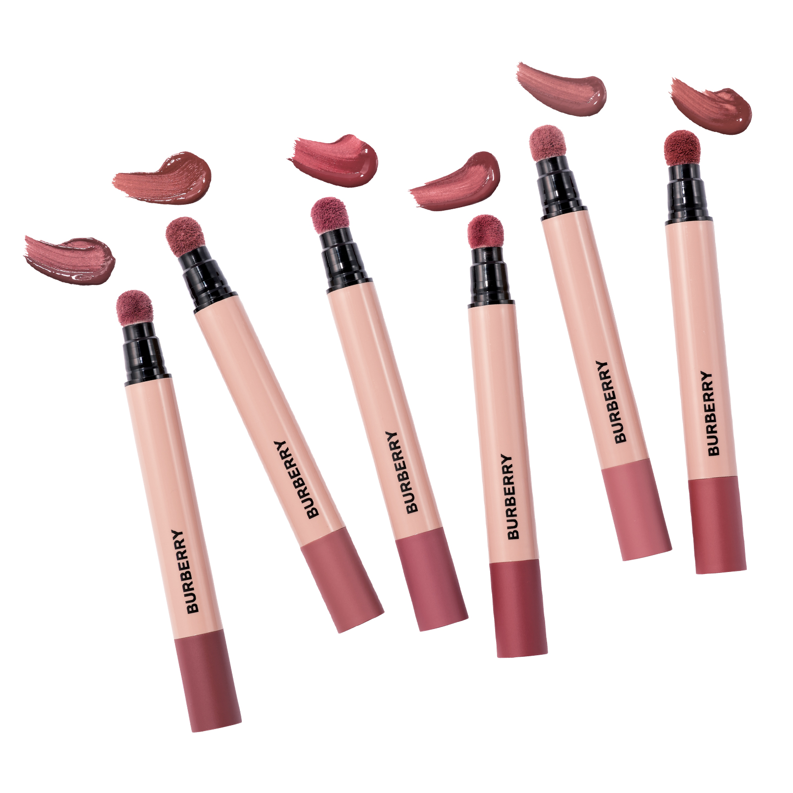 バーバリービューティ バーバリー ブリット マット リップ ヴェール 左から：656、652、620、611、601、93