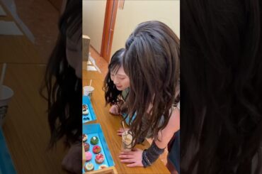 AKB48 山内瑞葵 村山彩希 5分くらいマフィン選んでた🧁 ずっと続いてほしい、ずきりんごの幸せ空間🎀🍎 #ずきりんご #アイドル