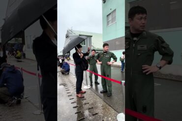 偶然、凄😳元アグレッサー有名YouTuber〜hachiさん‼️#小松基地 #航空祭 #小松航空祭 #自衛隊 #航空自衛隊 #元アグレッサーパイロット#shorts #shortvideo