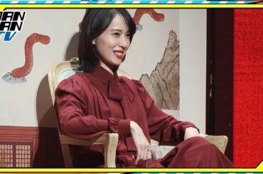 戸田恵梨香、椅子での登場に「恥ずかしい」と苦笑い　Netflixシリーズ「地獄に堕ちるわよ」で細木数子役