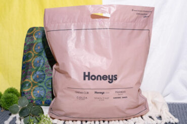 大人に似合う春色 →【ハニーズ】で発見！ 上品でオシャレ♡「淡イエロートップス」