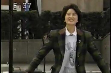 バスケをする豊田順子アナ