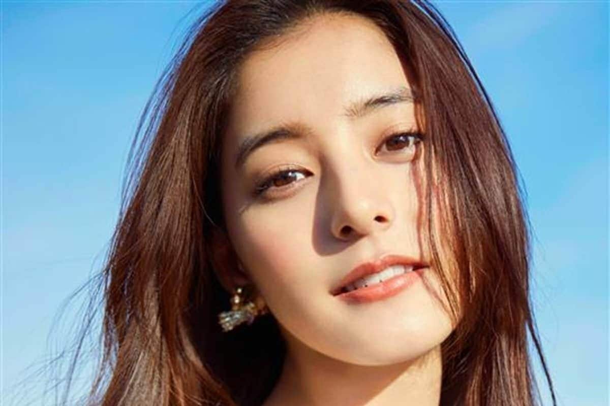 新木優子 美スタイル際立つDIORコーデが話題「ため息が出る程の美しさ」「綺麗な脚」「憧れそのもの」 1か月あたりのファッション&美容費用についても解説 | LIMO 新木優子 美スタイル際立つDIORコーデが話題「ため息が出る程の美しさ」「綺麗な脚」「憧れそのもの」 1か月あたりのファッション&美容費用についても解説 | LIMO