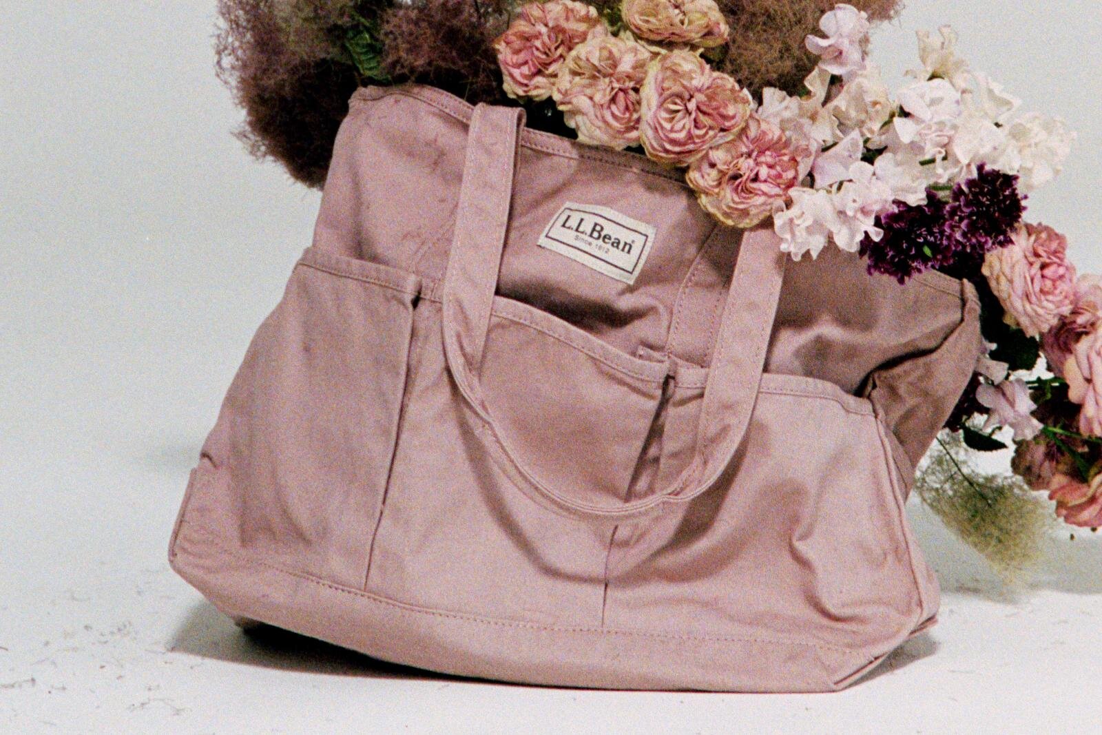 エルエルビーンのビオトープ限定「ガーデン トート バッグ」フロントポケット多数の廃盤モデル – ファッションプレス エルエルビーンのビオトープ限定「ガーデン トート バッグ」フロントポケット多数の廃盤モデル - ファッションプレス