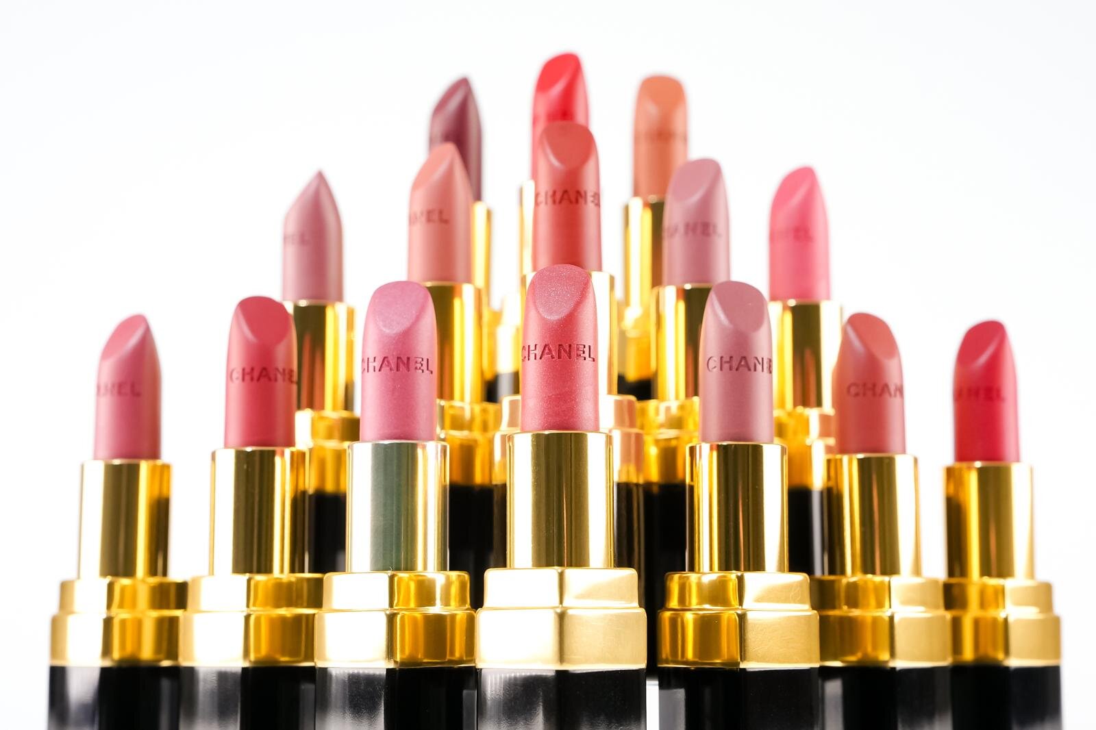 シャネル「ルージュ ココ」約10年ぶりにリニューアル、シャネルの大切な場所から選ぶ全15色 – ファッションプレス シャネル「ルージュ ココ」約10年ぶりにリニューアル、シャネルの大切な場所から選ぶ全15色 - ファッションプレス