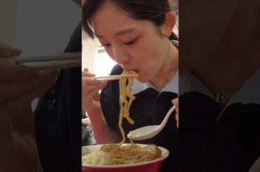 もぐもぐ🍜in#千里眼 #さゆりんご #松村沙友理 #ラーメン