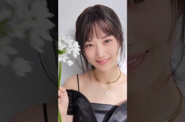 美しいデコルテが際立つ✨ #山下美月