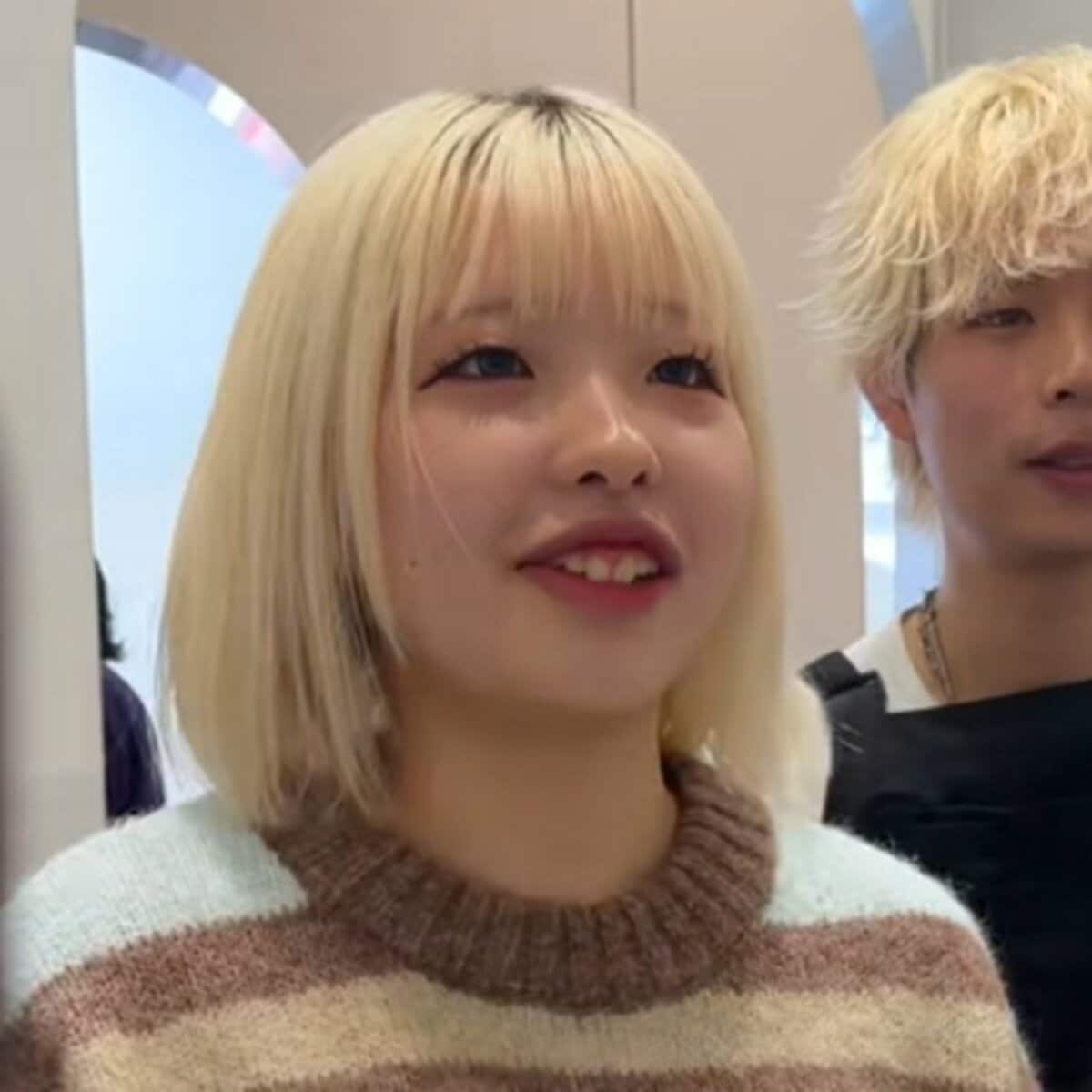 新しい自分に出会いたい女性がカラー&カットで大変身!「うんめっちゃいい!」と笑顔 素敵な仕上がりに「かわいい」と満面の笑みに | LIMO | くらしとお金の経済メディア 新しい自分に出会いたい女性がカラー&カットで大変身!「うんめっちゃいい!」と笑顔 素敵な仕上がりに「かわいい」と満面の笑みに | LIMO | くらしとお金の経済メディア