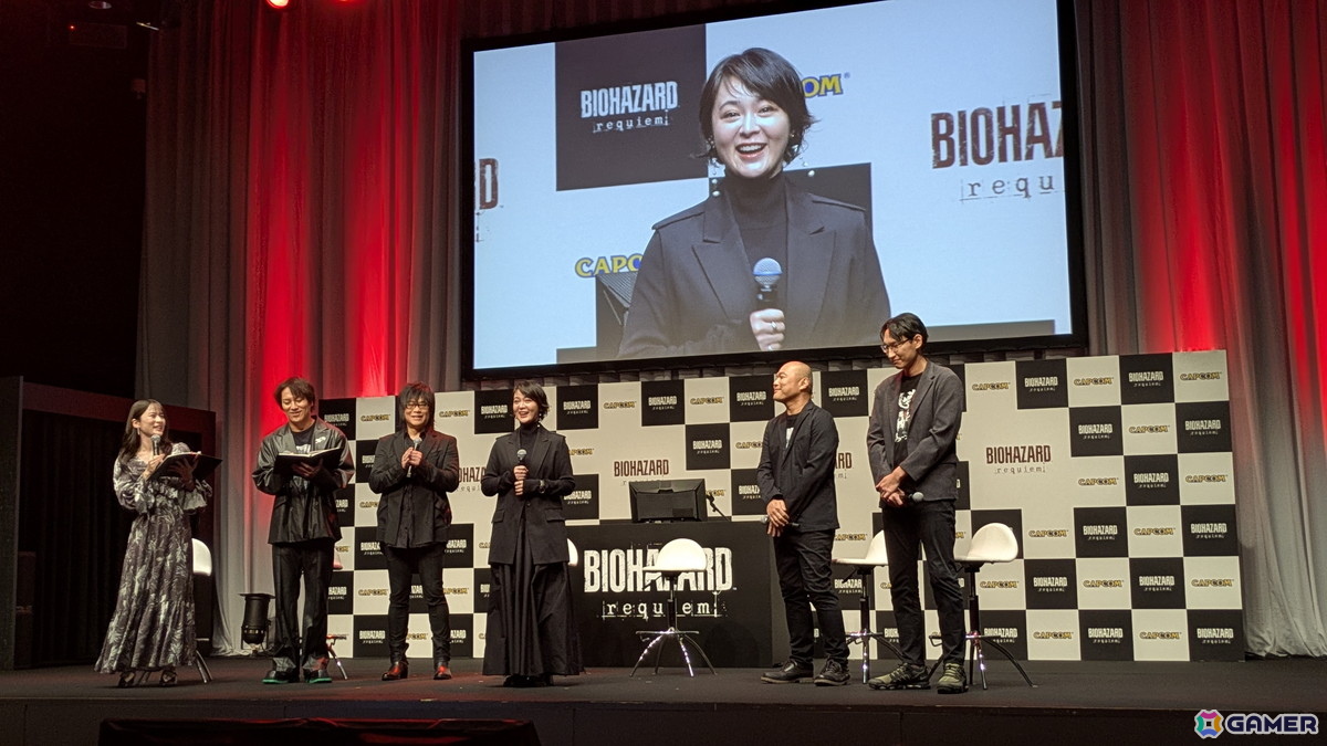 左から宇内梨沙さん（MC）、狩野英孝さん、森川智之さん、貫地谷しほりさん、中西晃史氏、熊澤雅登氏