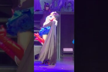 タキムンUK組 回転ハグ