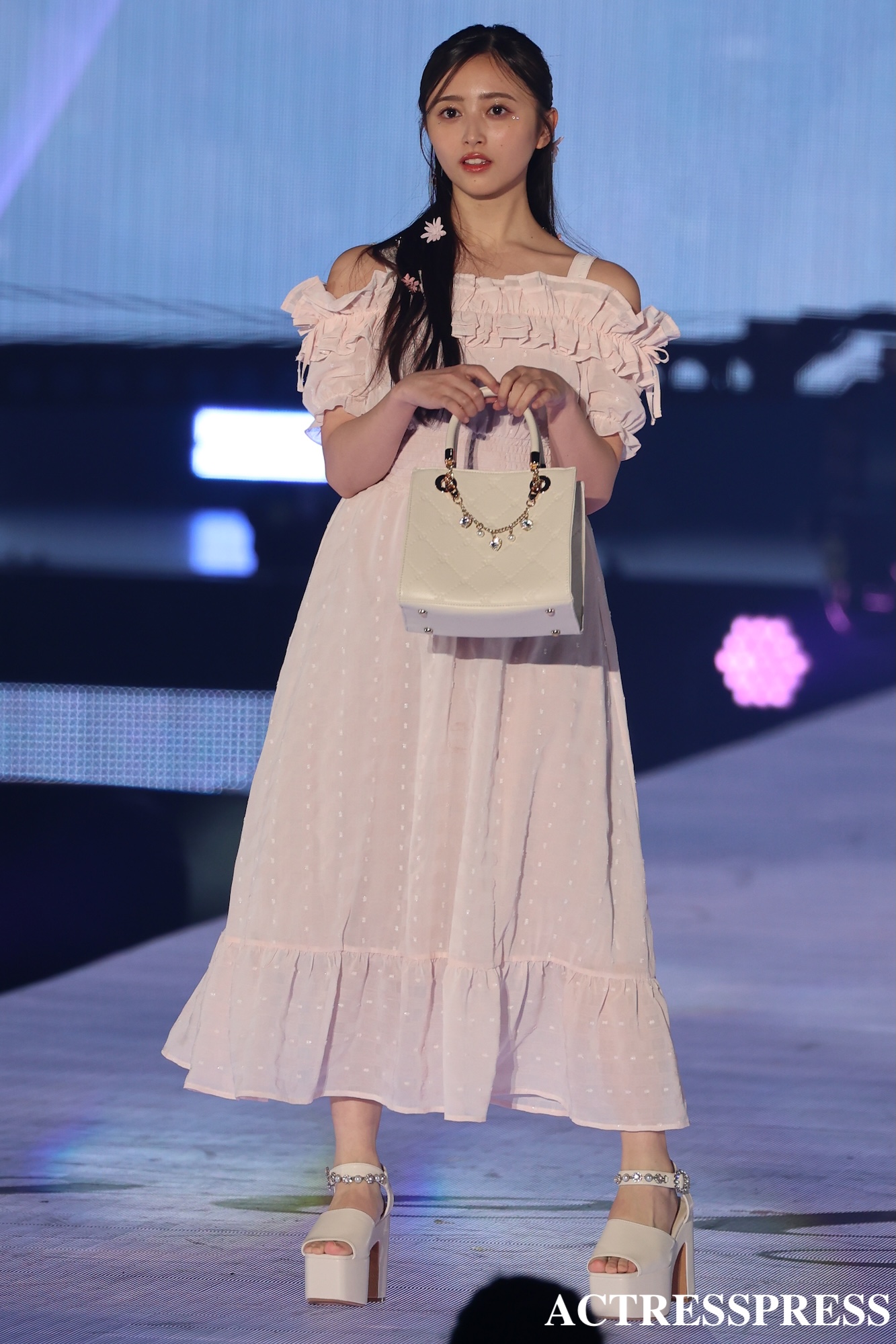 井上和(衣装：evelyn).乃木坂46.2025年5月3日、代々木第一体育館にて。GirlsAward 2025 S/S. 撮影：ACTRESS PRESS（アクトレスプレス）