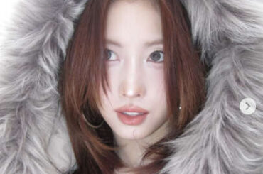 TWICE MOMO、仰天ファッションで街をかっ歩する姿に110万件超の「いいね！」|au Webポータル芸能ニュース