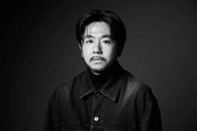 ニュウマン新宿10周年アニバーサリーショッパーの撮り下ろしビジュアルを手がけた写真家・Toshio Ohno氏