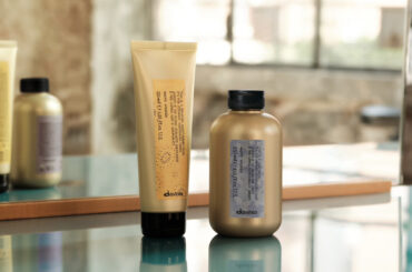 「ダヴィネス」プロ発想のスタイリングシリーズに新作　理想のストレート＆カールをかなえる2種 - WWDJAPAN