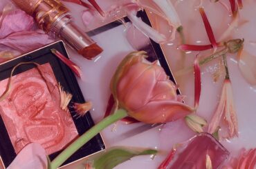 春のトレンド大本命“微熱ピンク”。エディター注目の12色をピックアップ【2026年春の新作コスメ】 | Vogue Japan