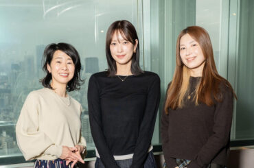 佐々木久美、日向坂46の卒業後は“月1で旅”へ。スイスで見た衝撃の文化「川に流されて帰っているんです」 | J-WAVE NEWS