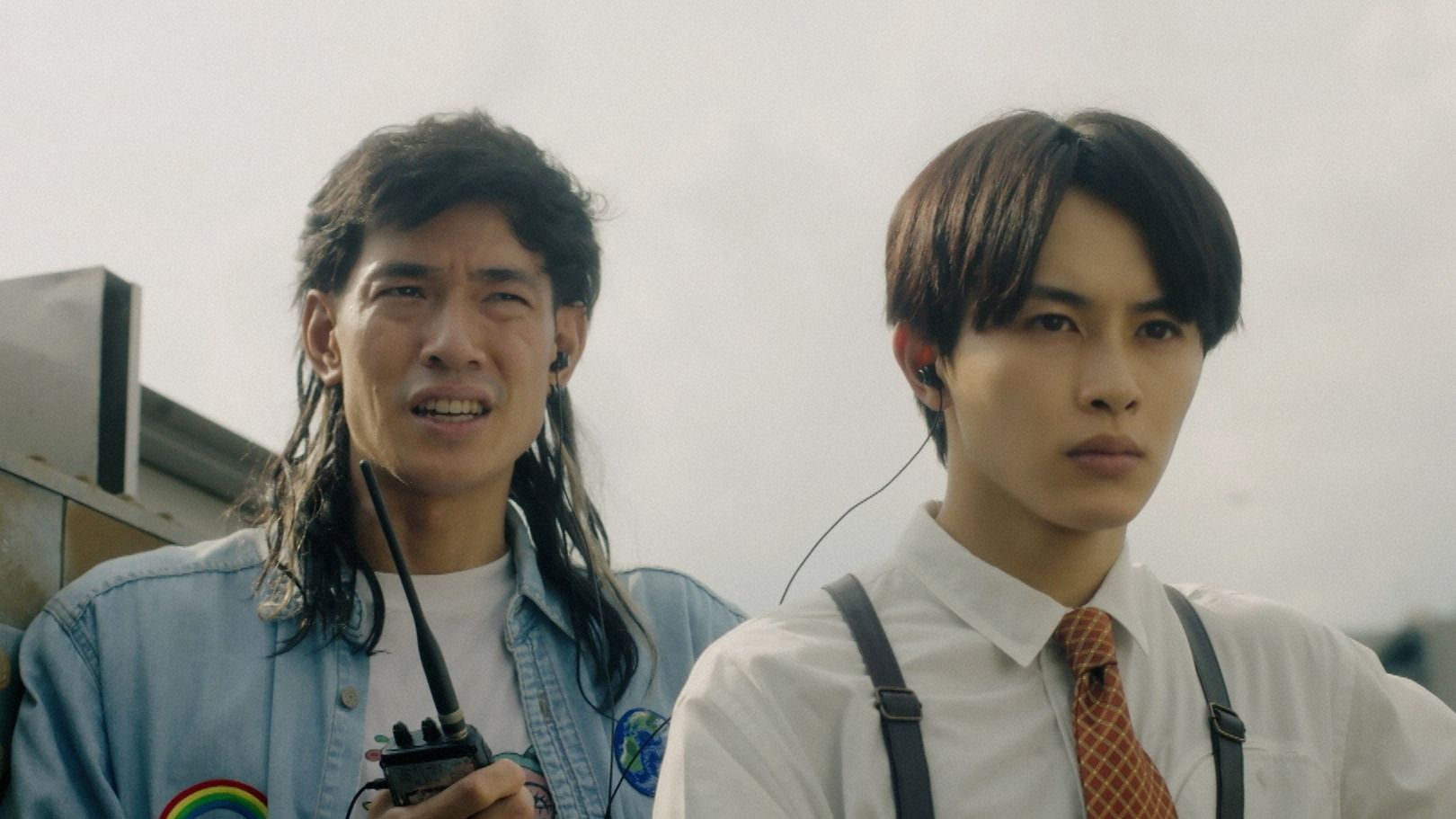 中島歩“日暮”「アイドルになりゃいい」と草川拓弥“月白”に嫌味を言う様子が笑える<俺たちバッド… | Lemino ニュース first view