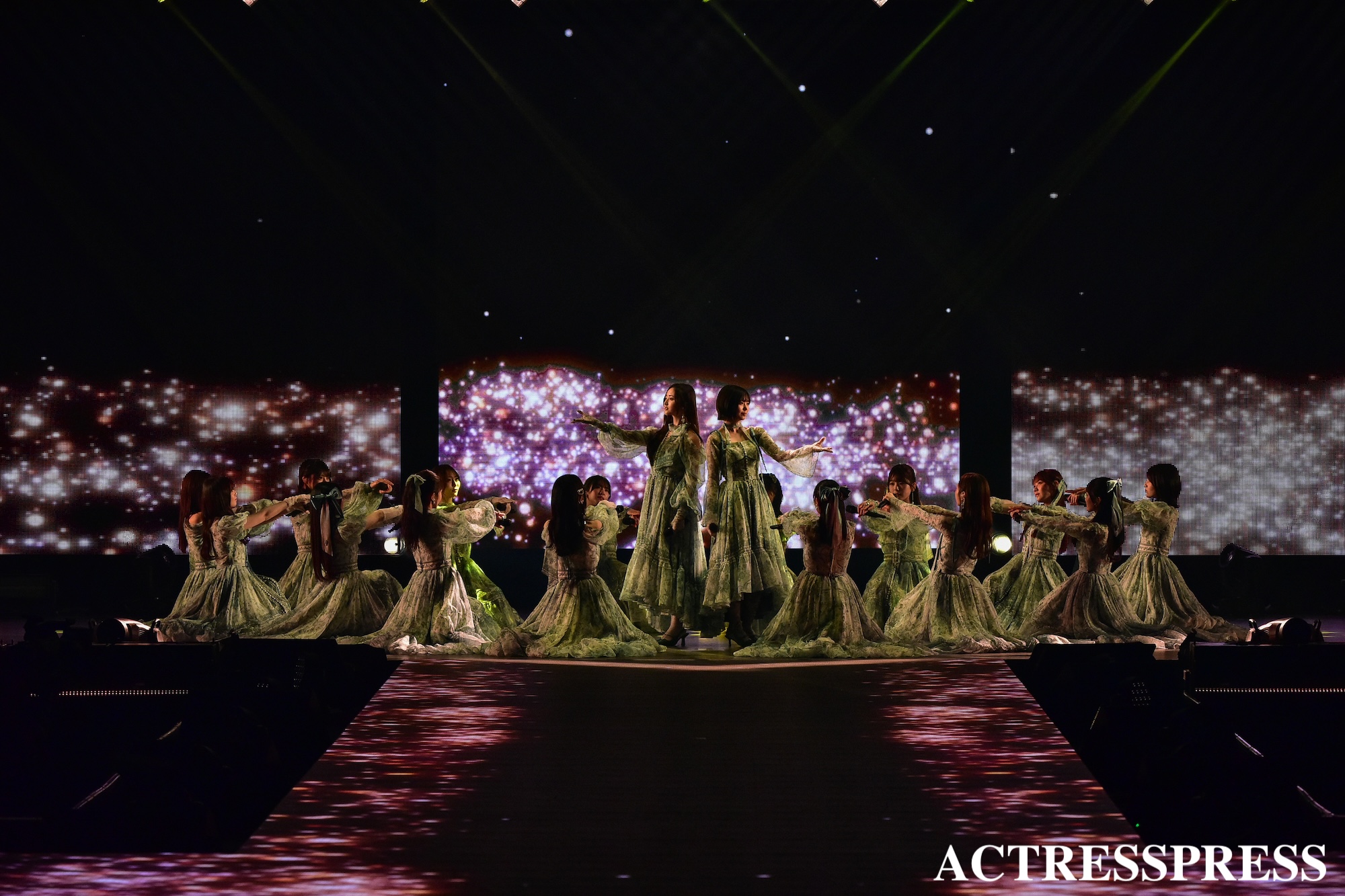 乃木坂46.2025年5月3日、代々木第一体育館にて。GirlsAward 2025 S/S.