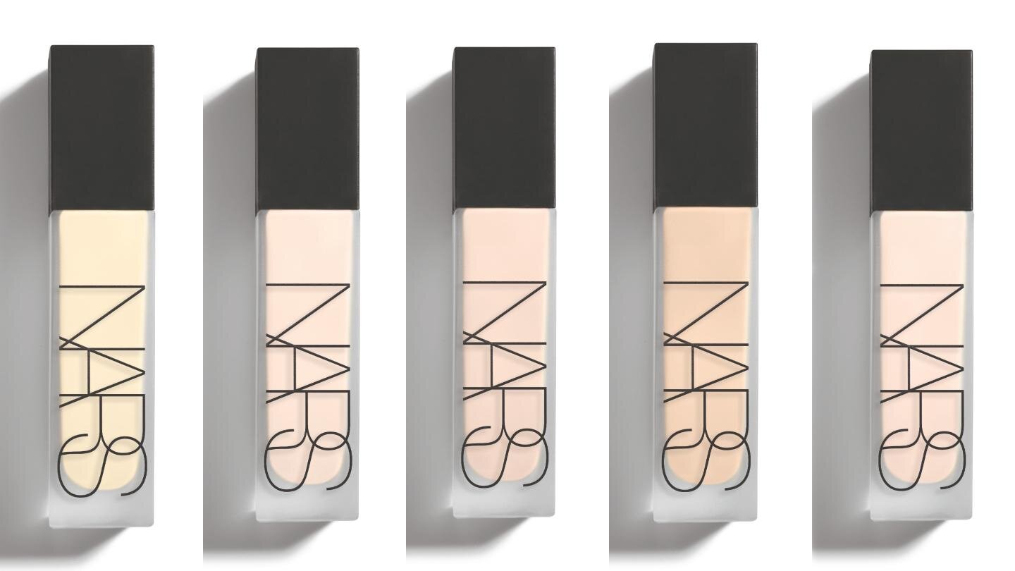 左から)「NARS ナチュラル ロングウェア ファンデーション」30mL 04782,04783,04784,04785,04786 7,480円＜新製品＞