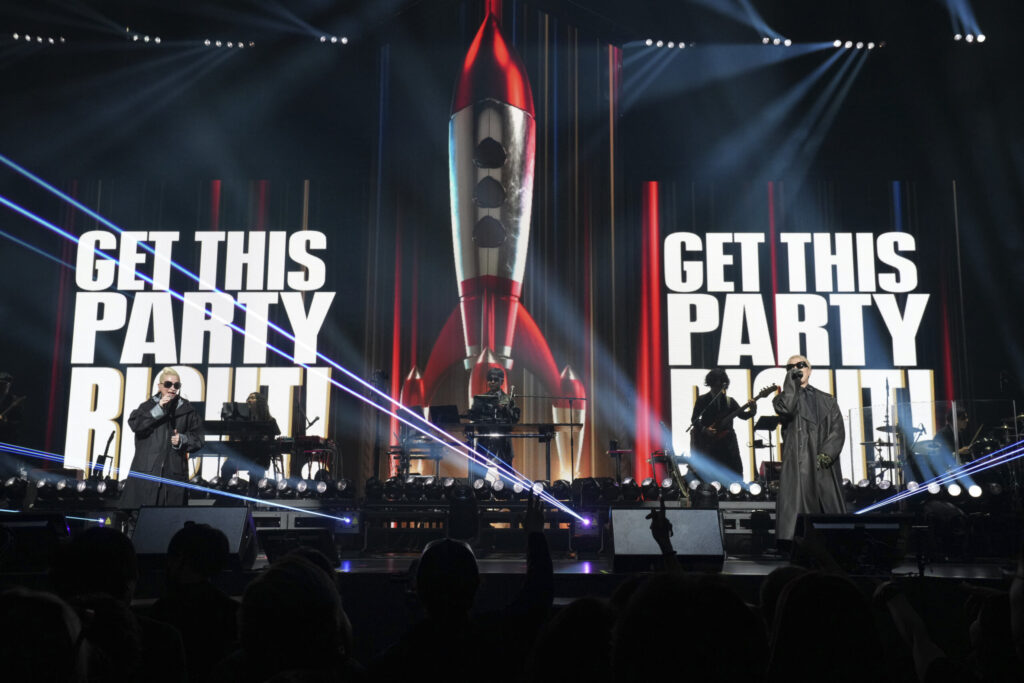 【ライブレポート】m-flo、25周年記念公演＜SUPERLIMINAL＞で示した唯一無二のスタイル | BARKS