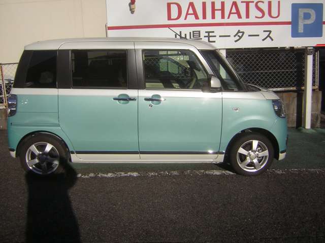 ダイハツ ムーヴキャンバス 660 X メイクアップ リミテッド SAIII ETC/バックカメラ/ナビ/両側スライドドア 広島県の詳細画像 その10