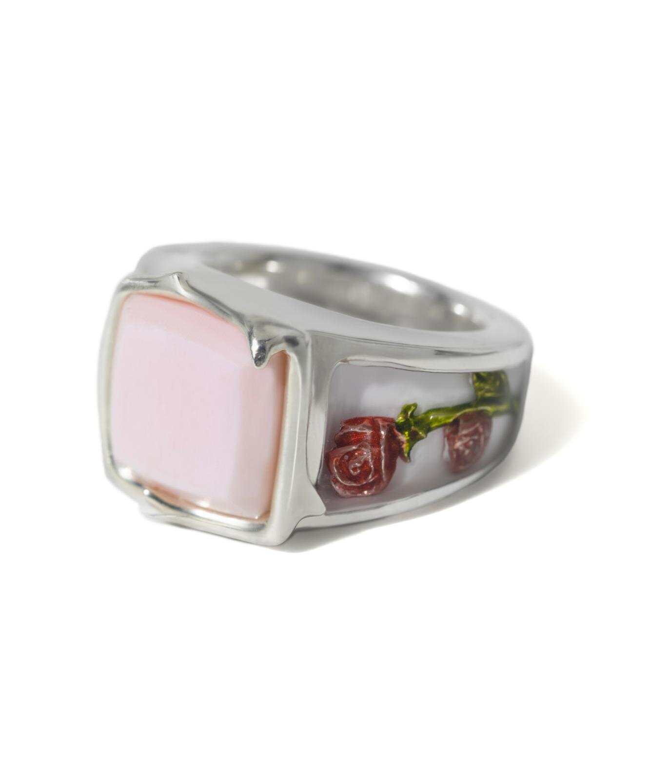 「シークレット ガーデン」ピンク蝶貝リング 93,500円